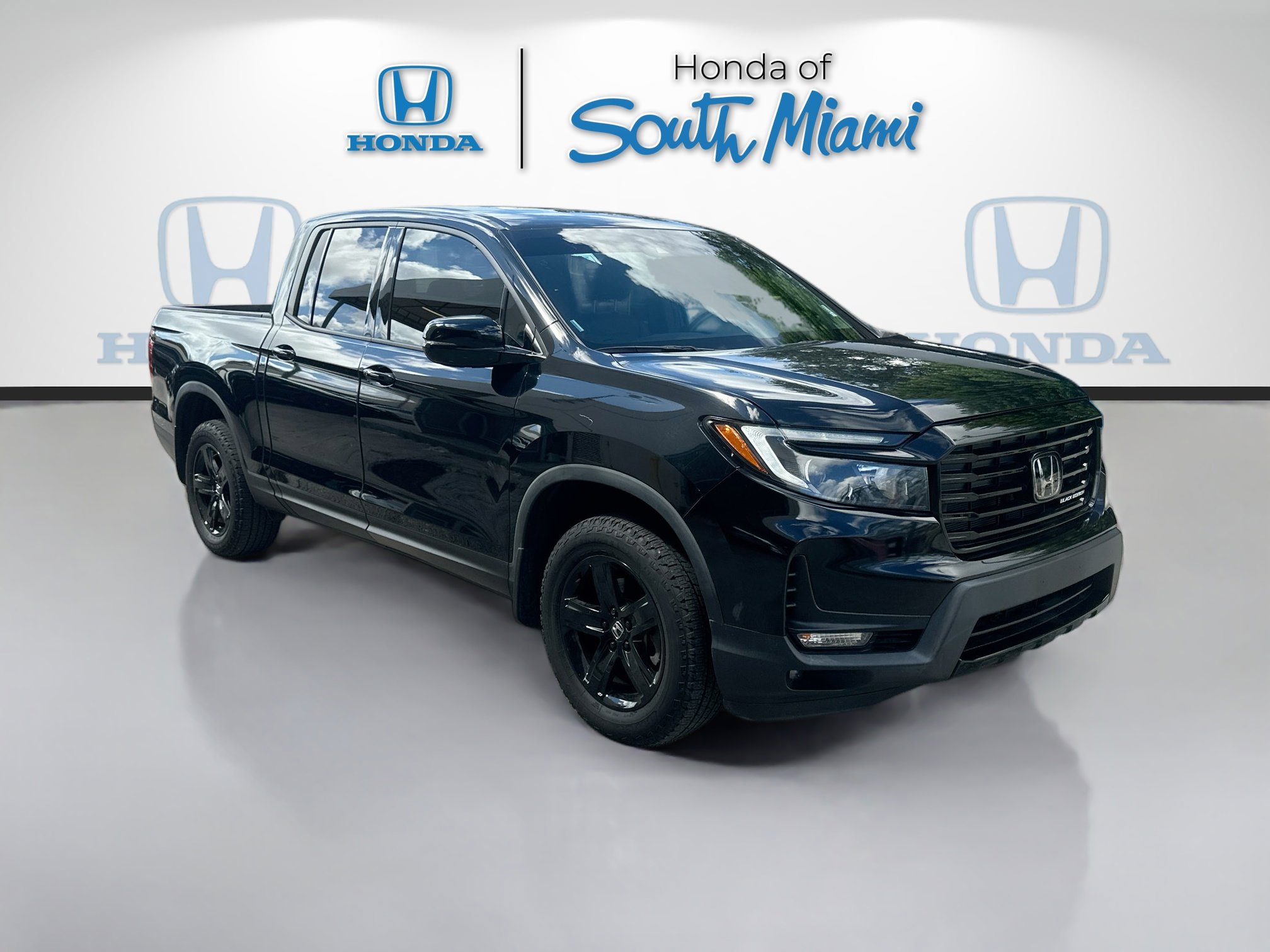2022 Honda Ridgeline Black Edition's photo