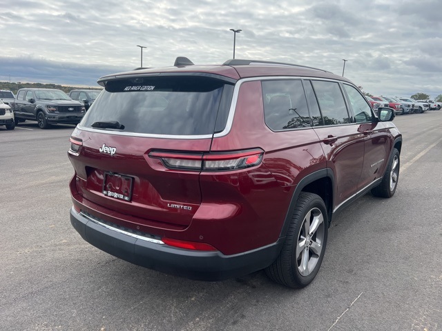 2022 Jeep Grand Cherokee Limited photo 3