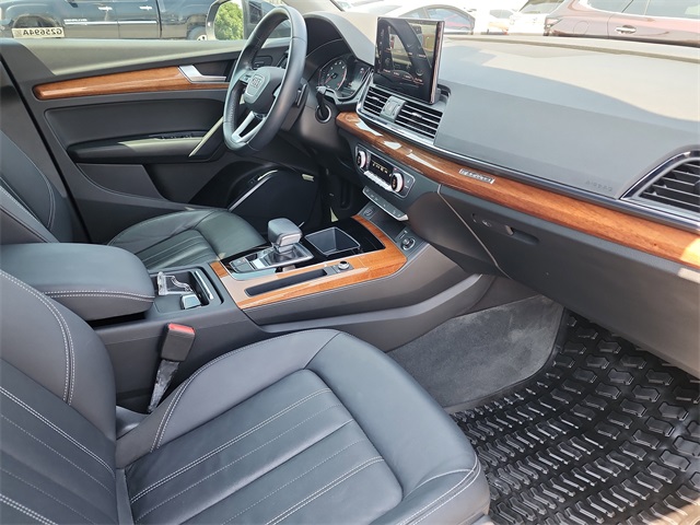 2022 Audi Q5 45 S line Premium photo 15