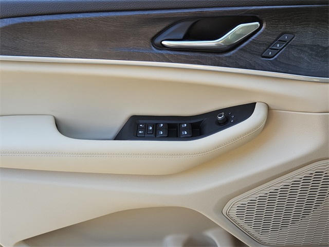 2025 Jeep Grand Cherokee Limited photo 30