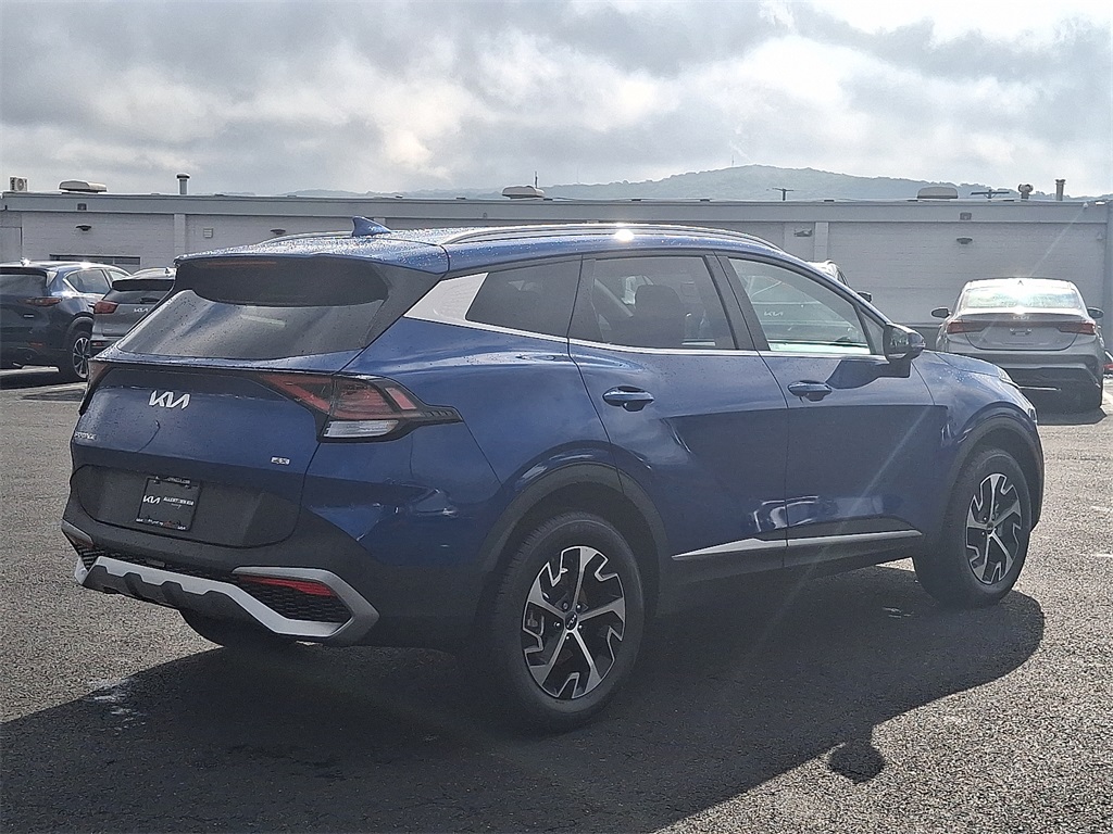2023 Kia Sportage EX photo 4