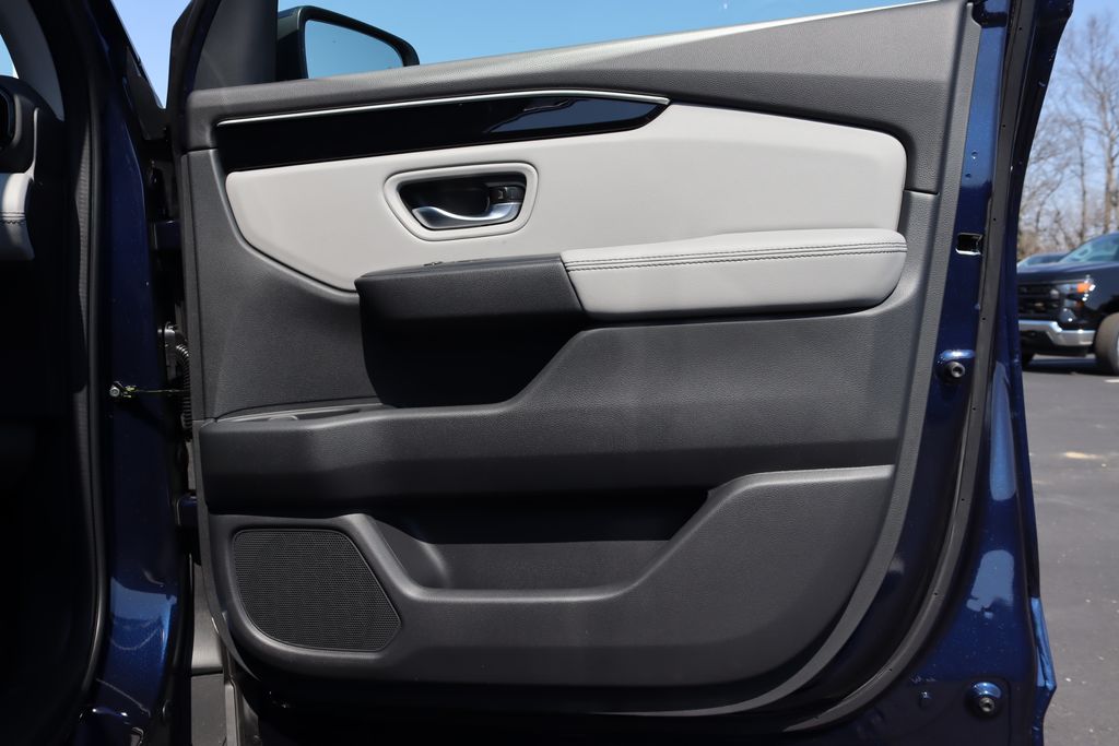 2025 Honda Pilot Touring photo 19