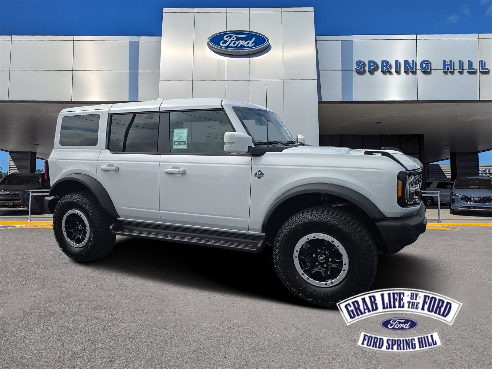 2025 Ford Bronco 4-Door Outer Banks's photo