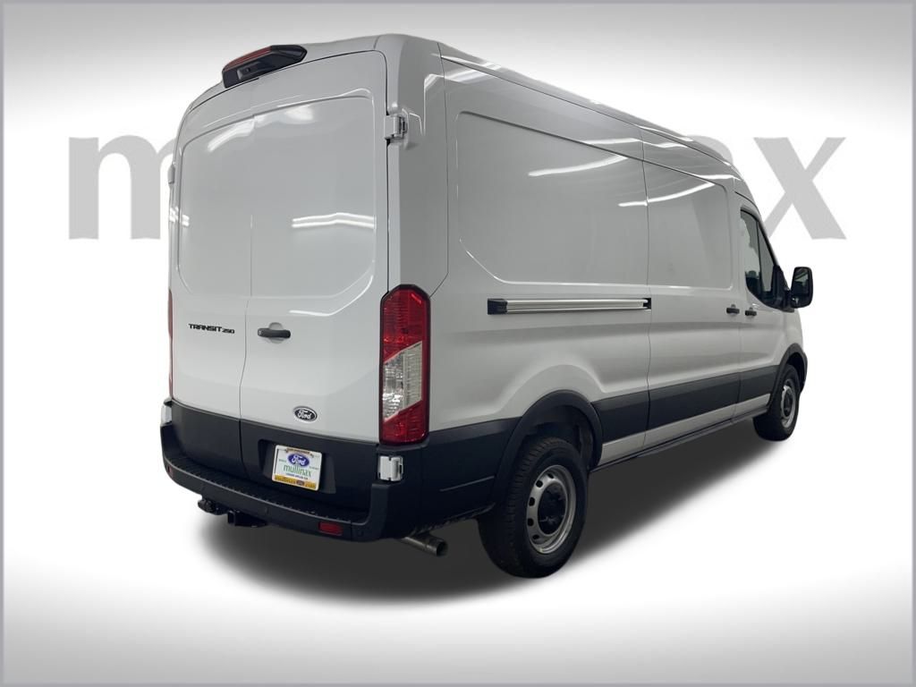 2026 Ford Transit photo 2