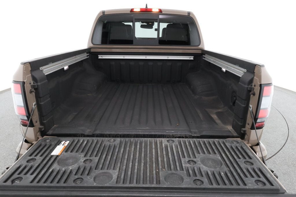 Used 2022 Nissan Frontier Crew Cab 4×4 PRO4X Automatic with Premium