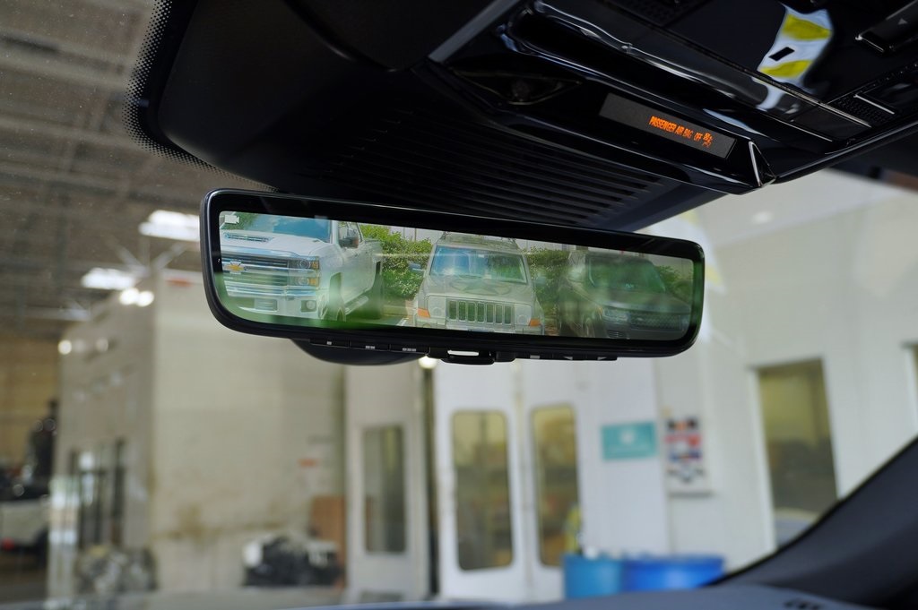 2025 Land Rover Range Rover Sport SE photo 16