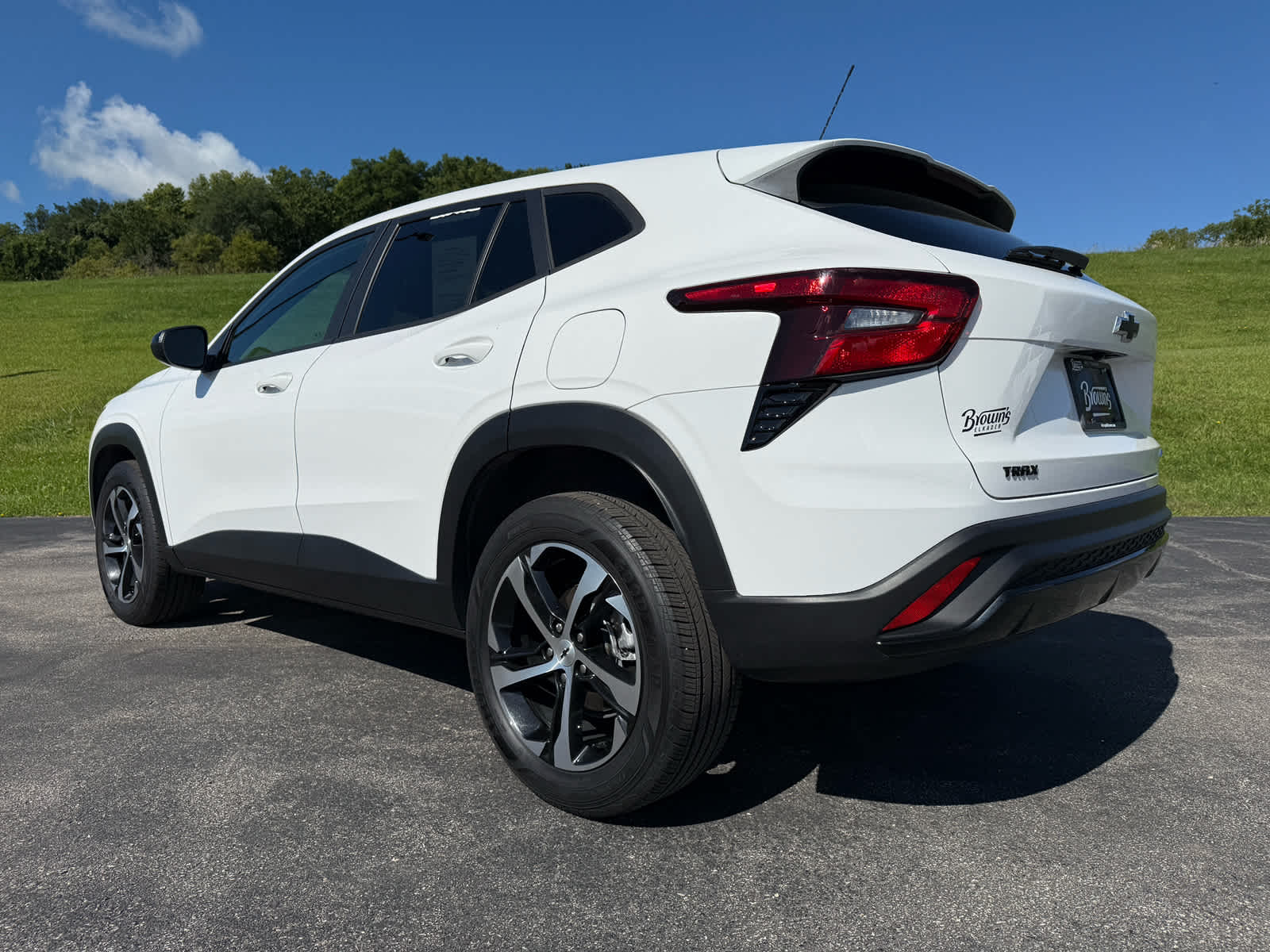 2024 Chevrolet Trax photo 3