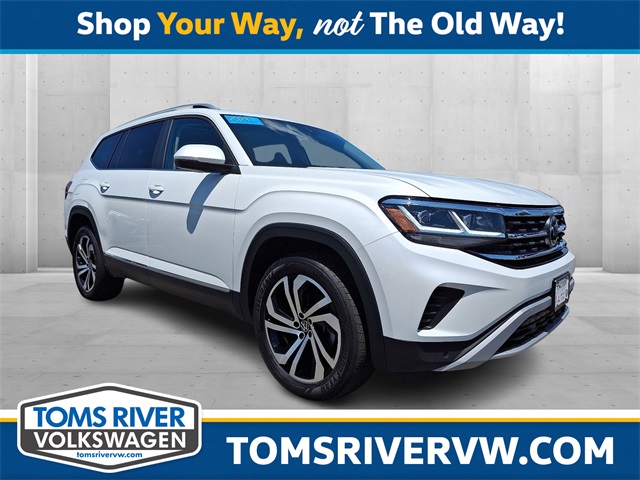 2023 Volkswagen Atlas SEL's photo