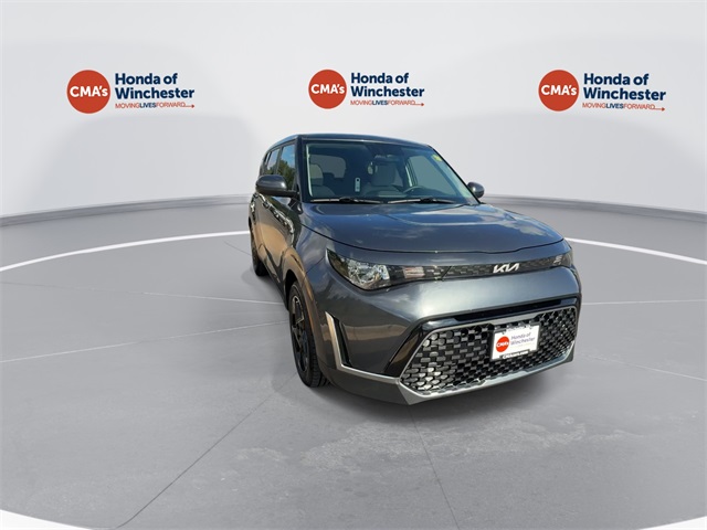 2023 Kia Soul EX photo 2