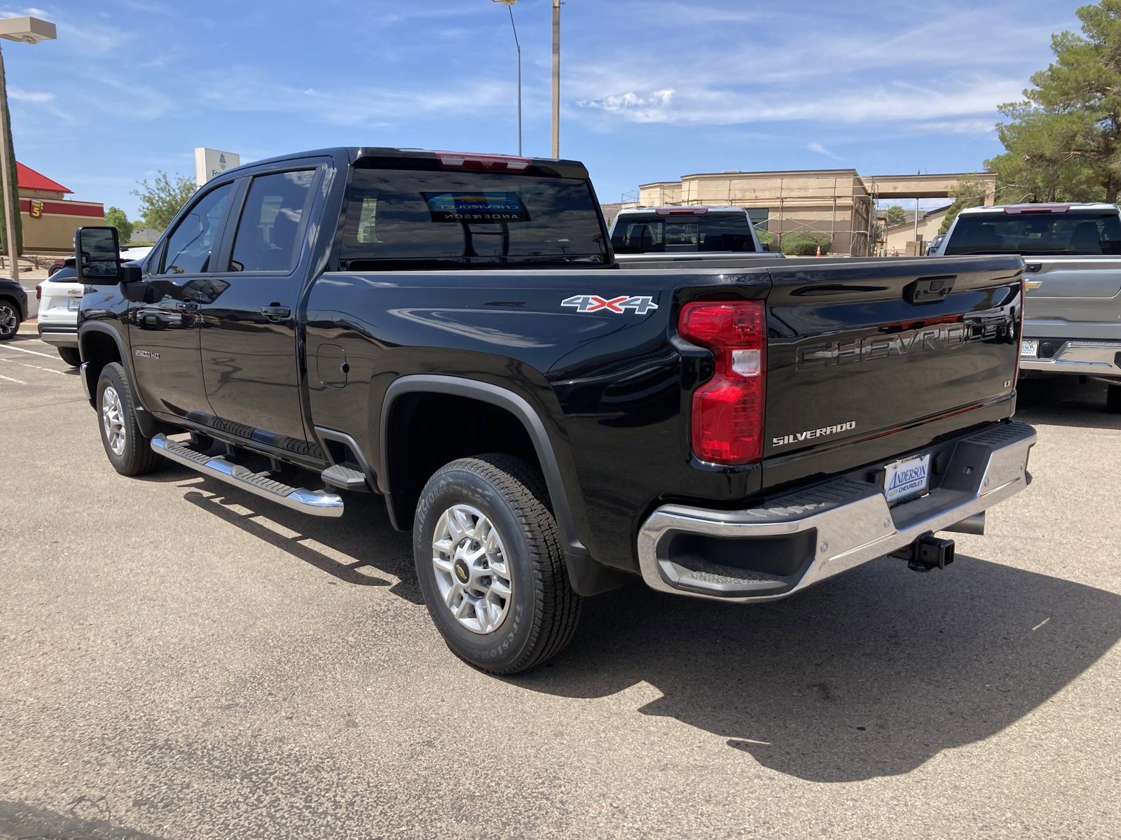2025 Chevrolet Silverado 2500HD LT photo 10