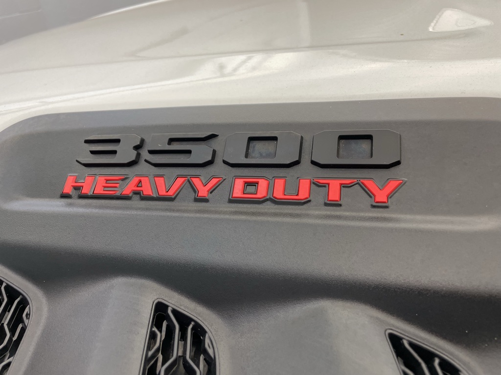 2024 Ram 3500 Laramie photo 8