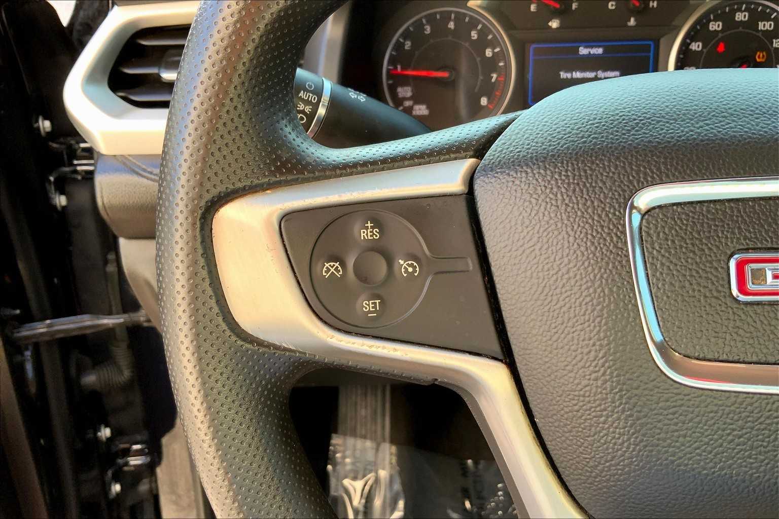 2021 Gmc Acadia SLE photo 22