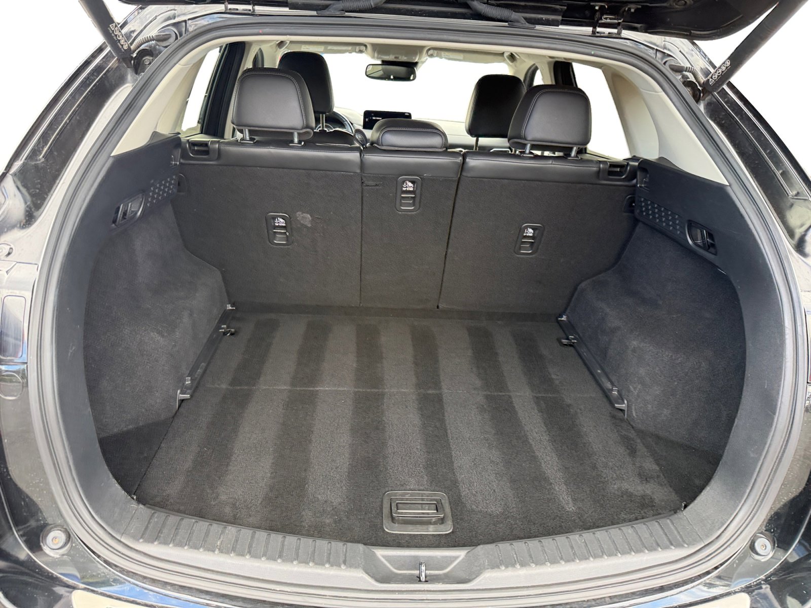 2023 Mazda CX-5 2.5 S Preferred photo 17
