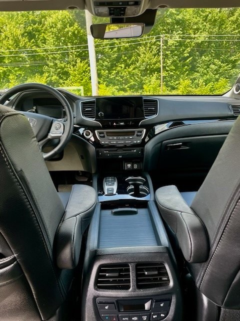 2022 Honda Pilot Touring photo 6