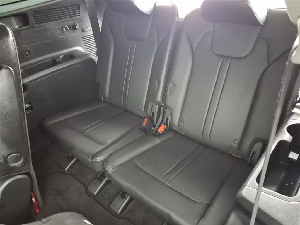2022 KIA SORENTO - Image 32
