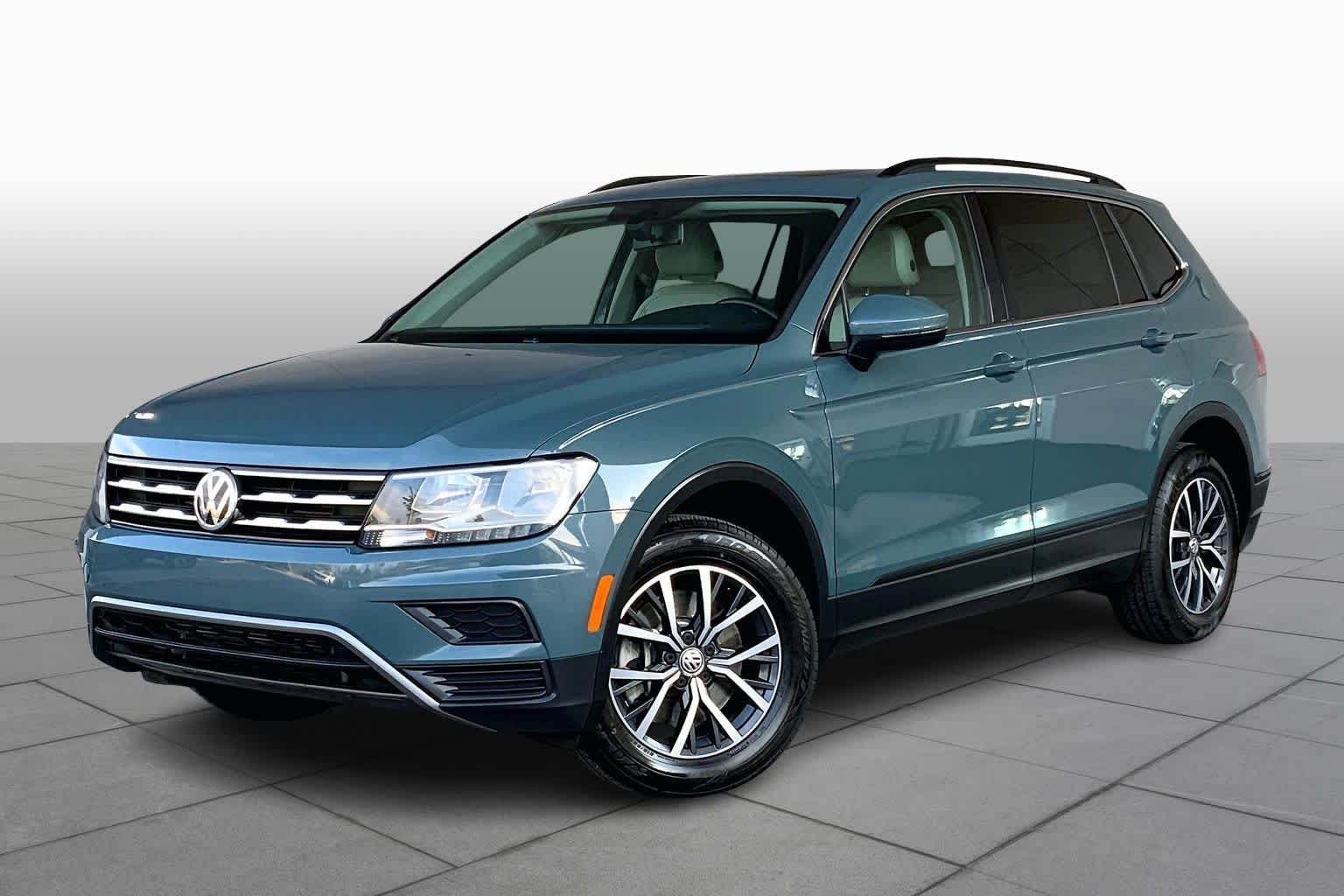 2019 Volkswagen Tiguan SE's photo