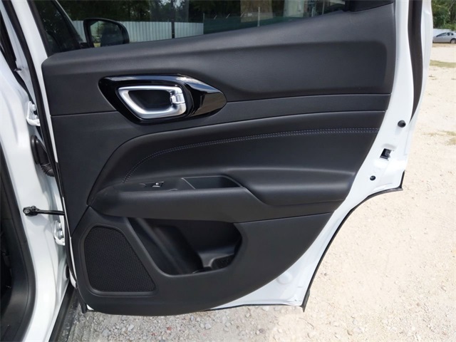 2026 Jeep Compass Latitude photo 25