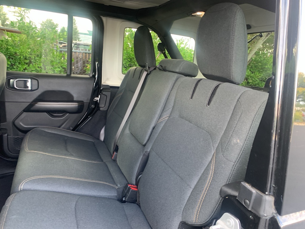 2024 Jeep Wrangler 4xe Sahara photo 10