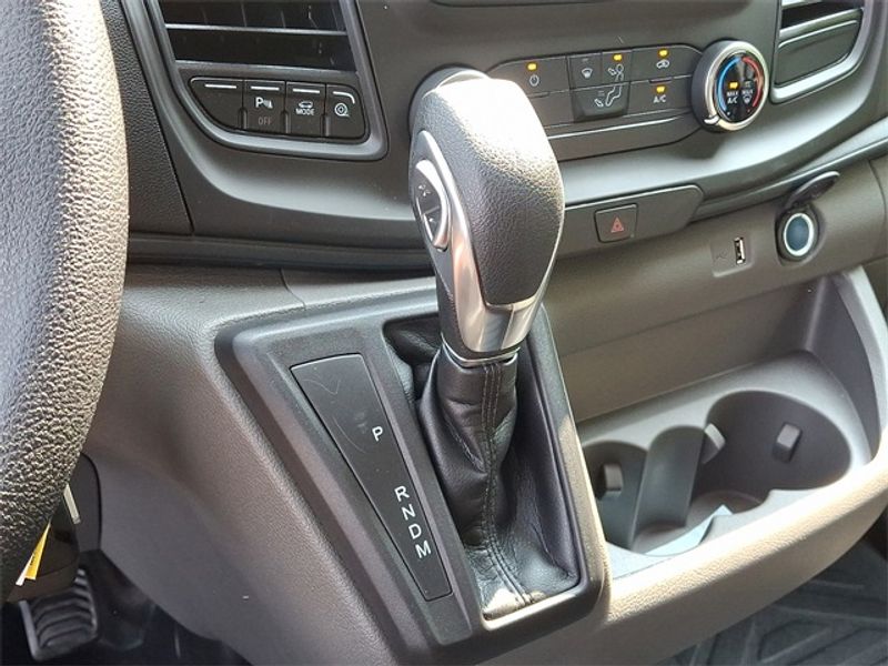 2025 Ford Transit Cargo Van photo 6