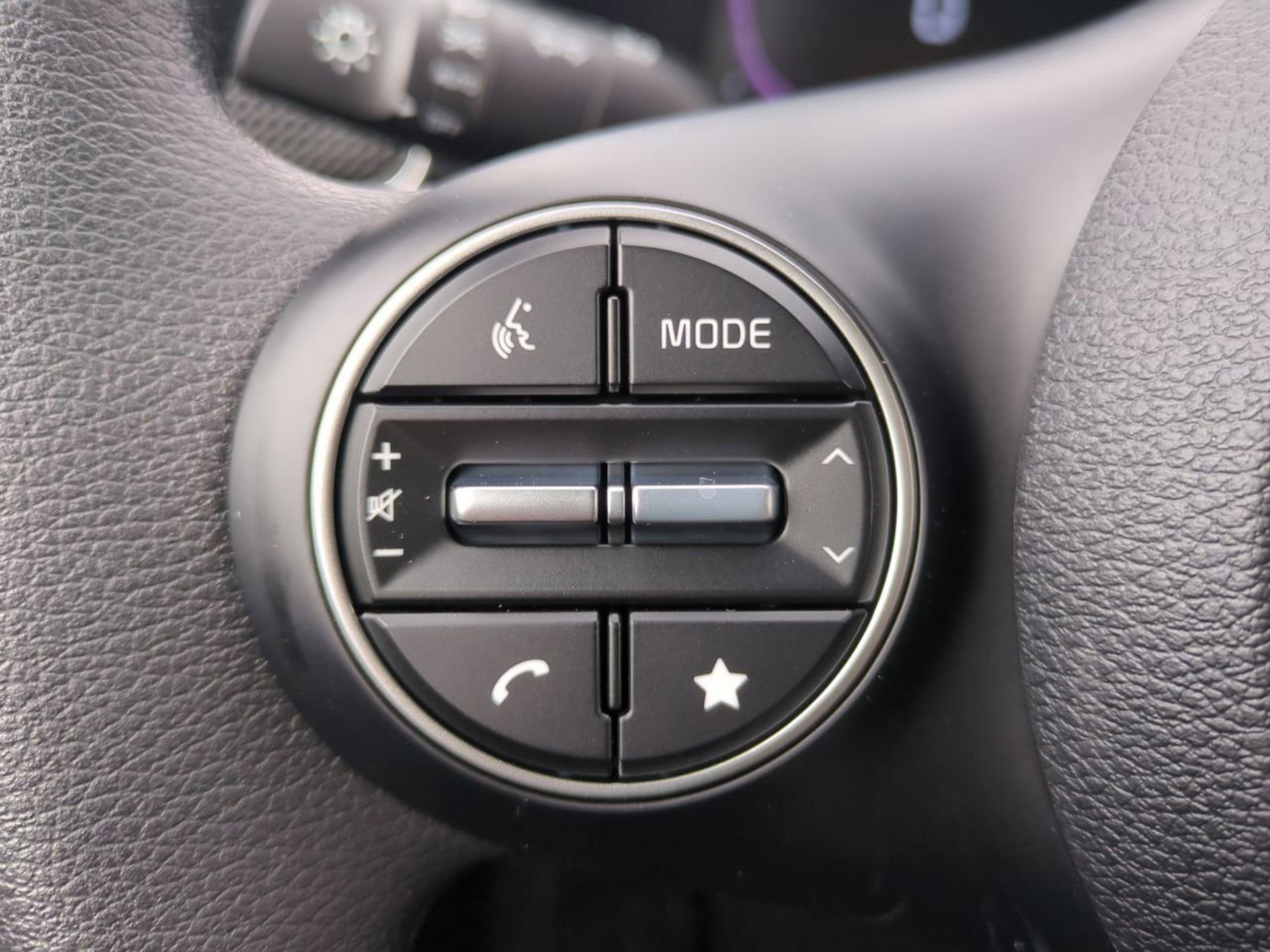 2025 Kia Soul LX photo 19