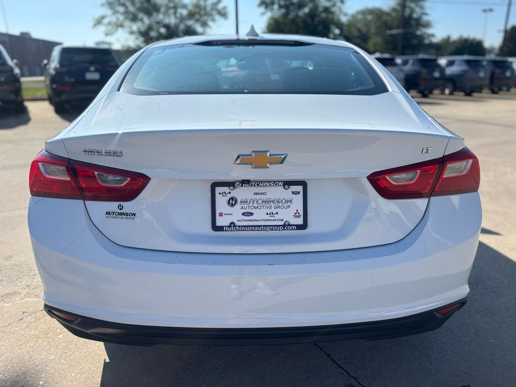 2023 Chevrolet Malibu 1LT photo 5