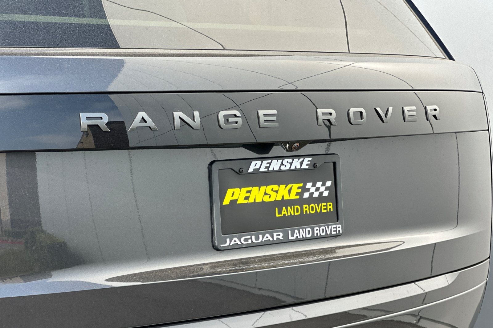 2025 Land Rover Range Rover SE photo 30