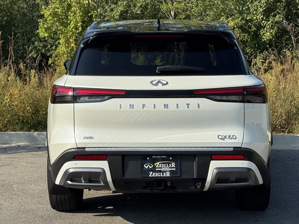 2023 Infiniti QX60 Autograph photo 3