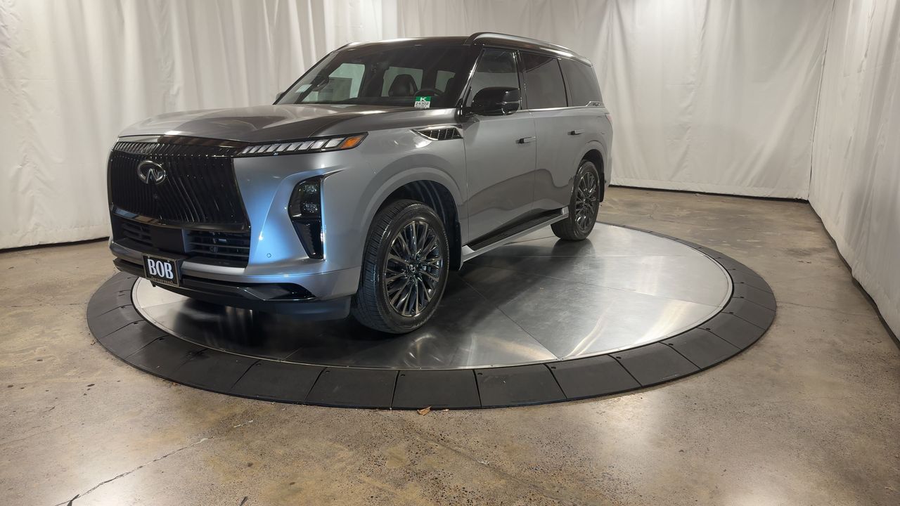 2026 Infiniti QX80 photo 3