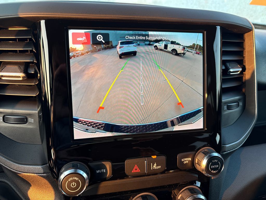 2025 Ram 1500 Tradesman photo 17