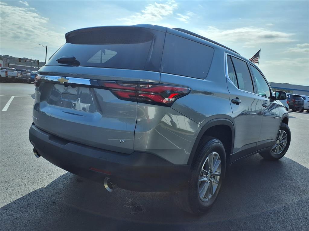 2023 Chevrolet Traverse Cloth photo 12