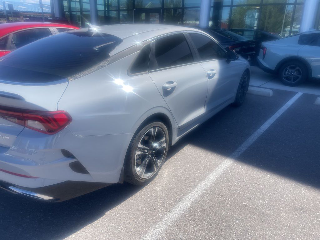 2024 Kia K5 GT-Line photo 5