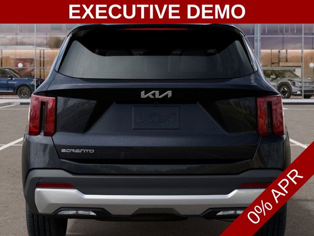 2025 Kia Sorento SX photo 4