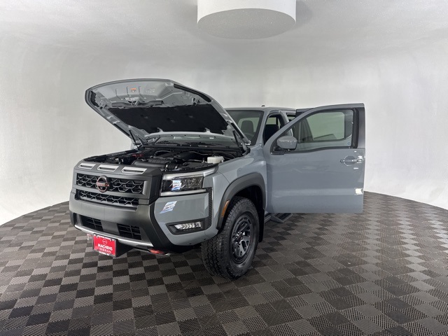 2026 Nissan Frontier Crew Cab PRO-4X photo 14