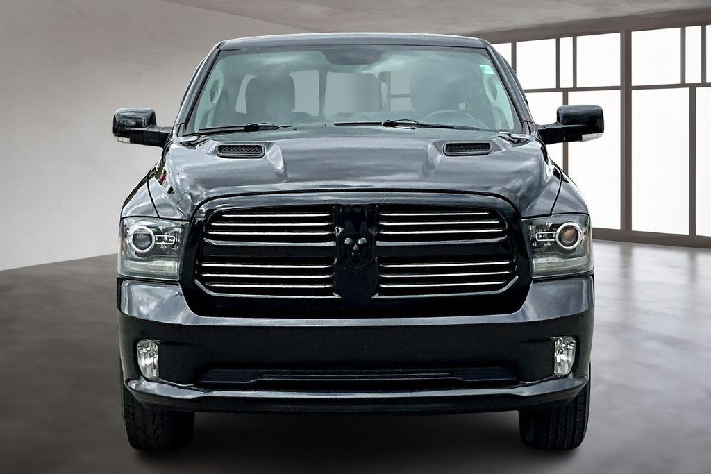 2016 Ram 1500 Sport photo 4