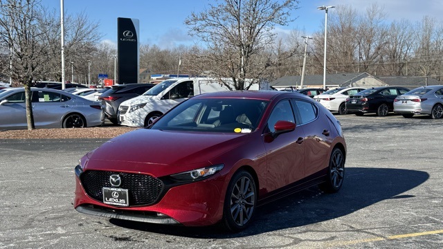 2019 Mazda Mazda3 Base's photo