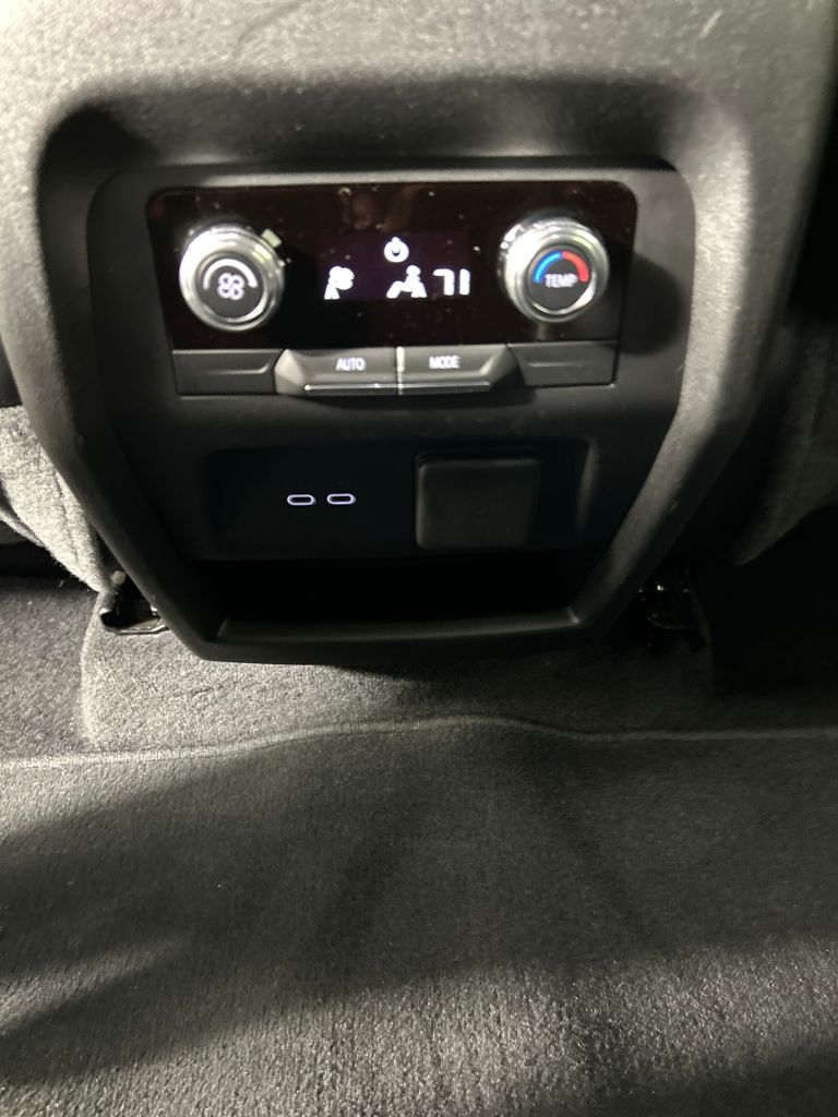 2024 Gmc Acadia Elevation photo 24