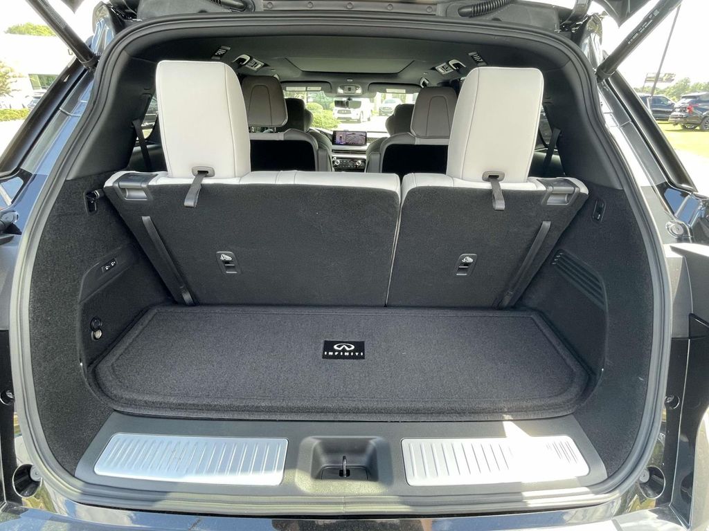 2026 Infiniti QX60 Autograph photo 9