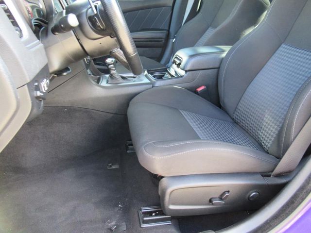 2023 Dodge Charger R/T photo 17