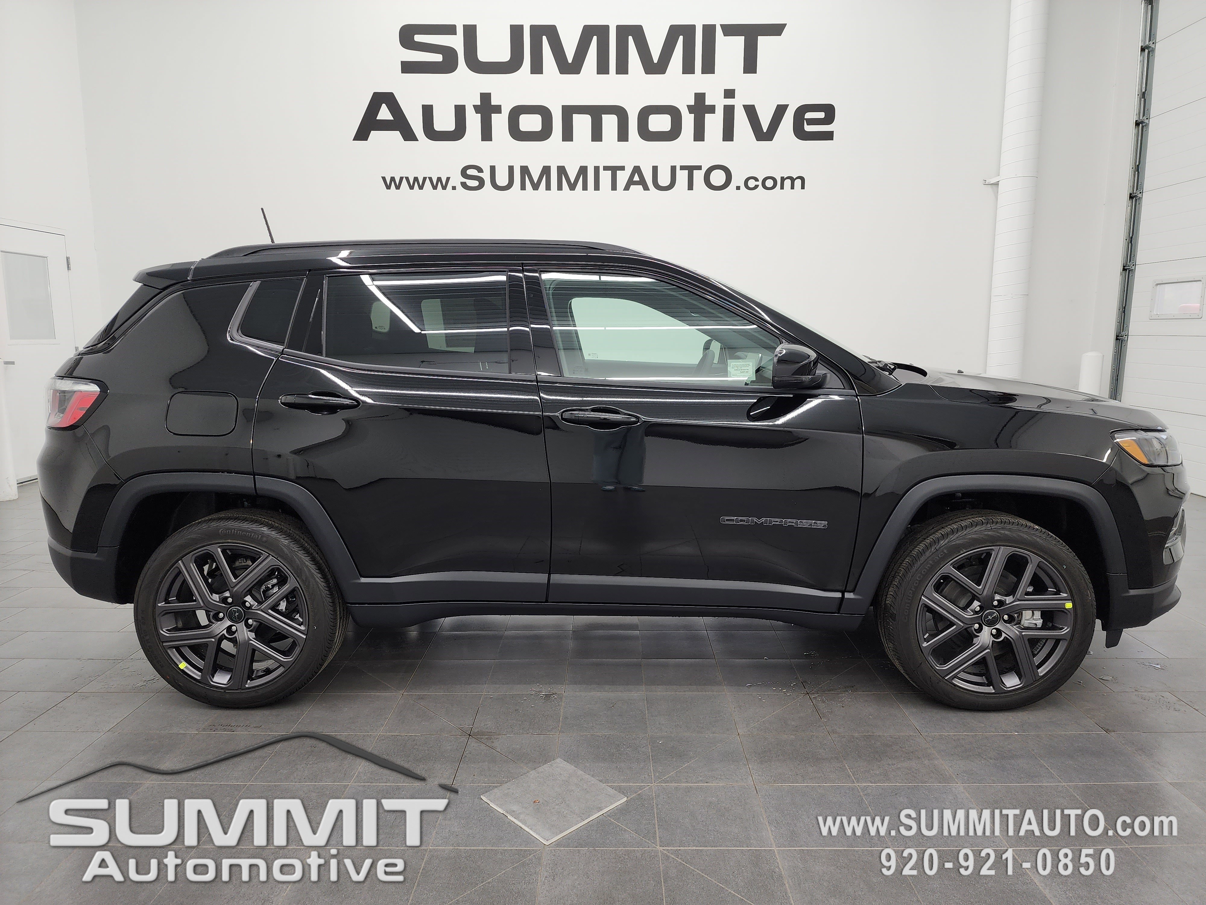 2026 Jeep Compass Limited Altitude's photo