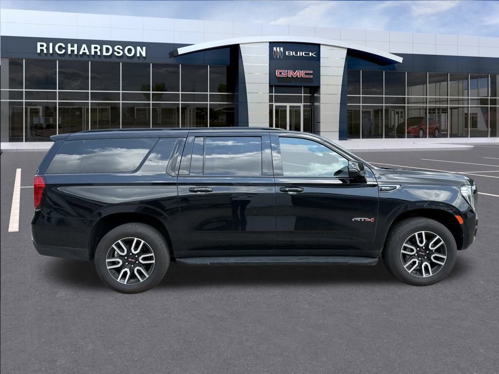 2023 Gmc Yukon XL AT4 photo 4