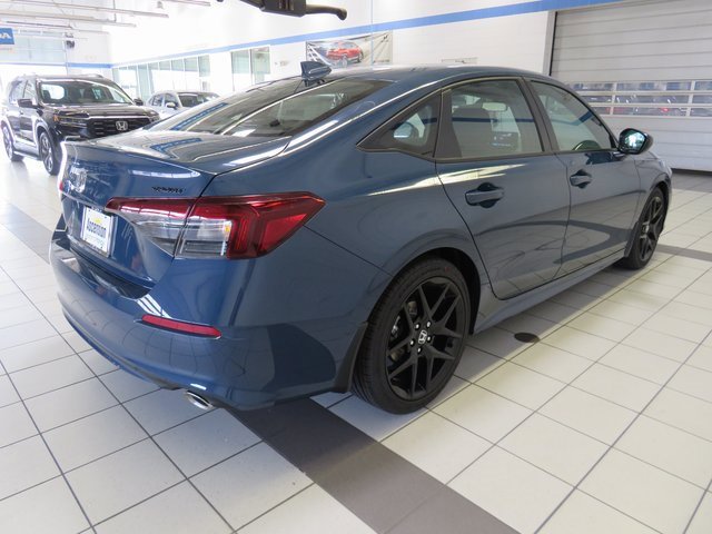 2026 Honda Civic Sport photo 2