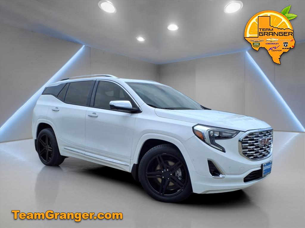 2020 GMC Terrain Denali's photo