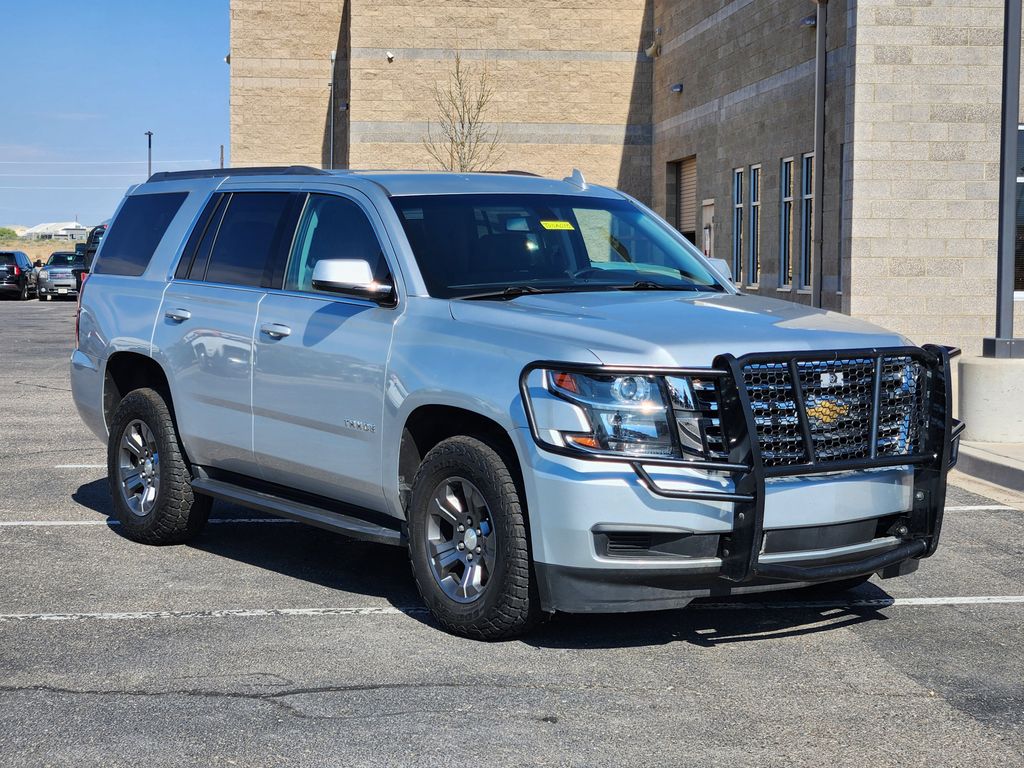 2019 Chevrolet Tahoe LS photo 2