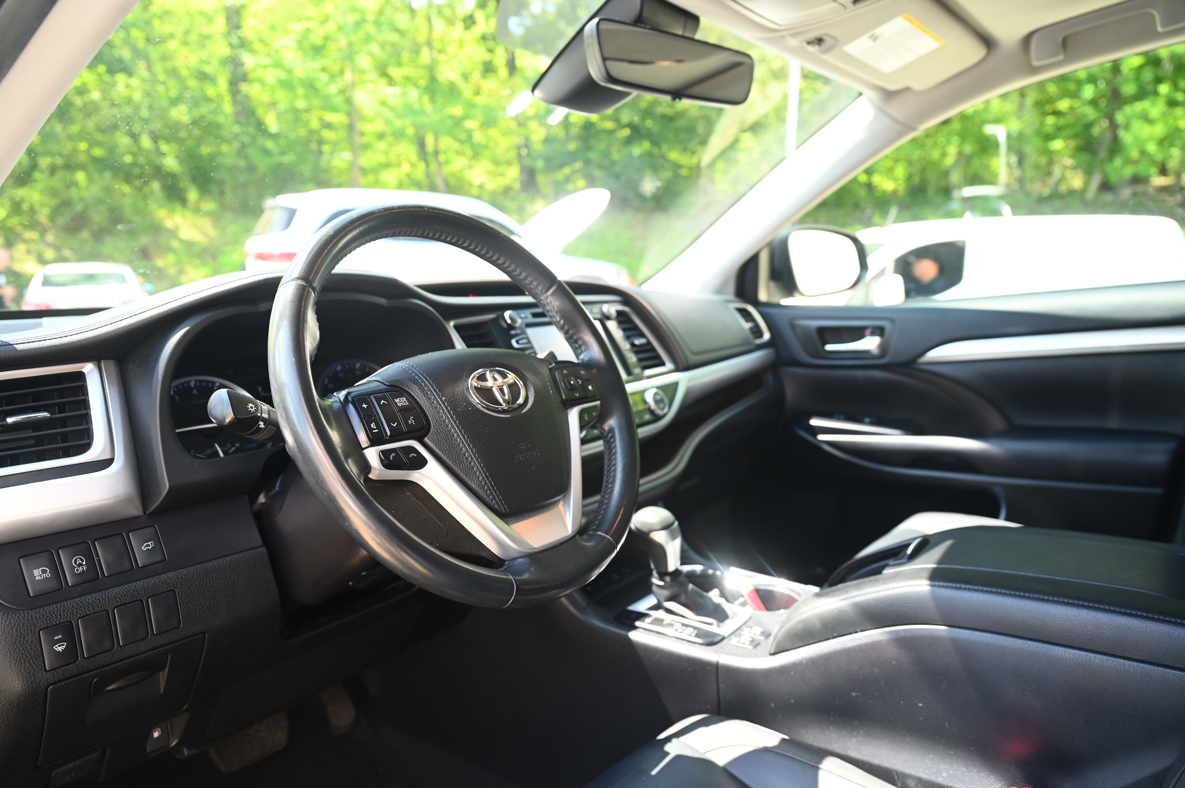 2019 Toyota Highlander XLE photo 21
