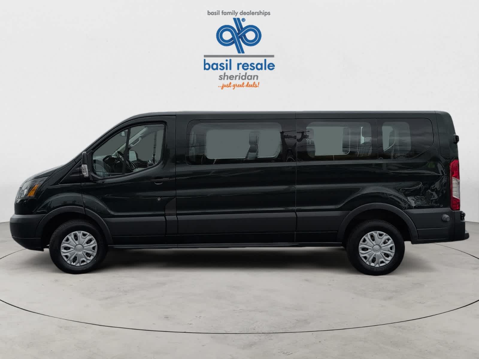 2015 Ford Transit XL photo 2