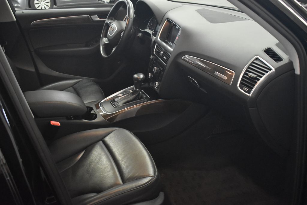 2015 Audi Q5 2.0T Premium Plus photo 28
