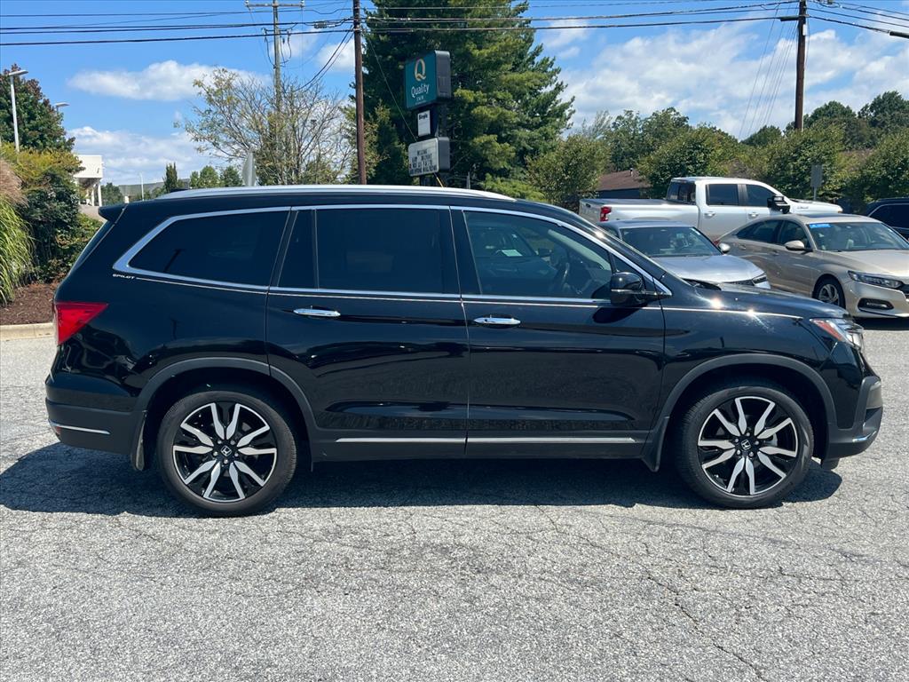2022 Honda Pilot Elite photo 2