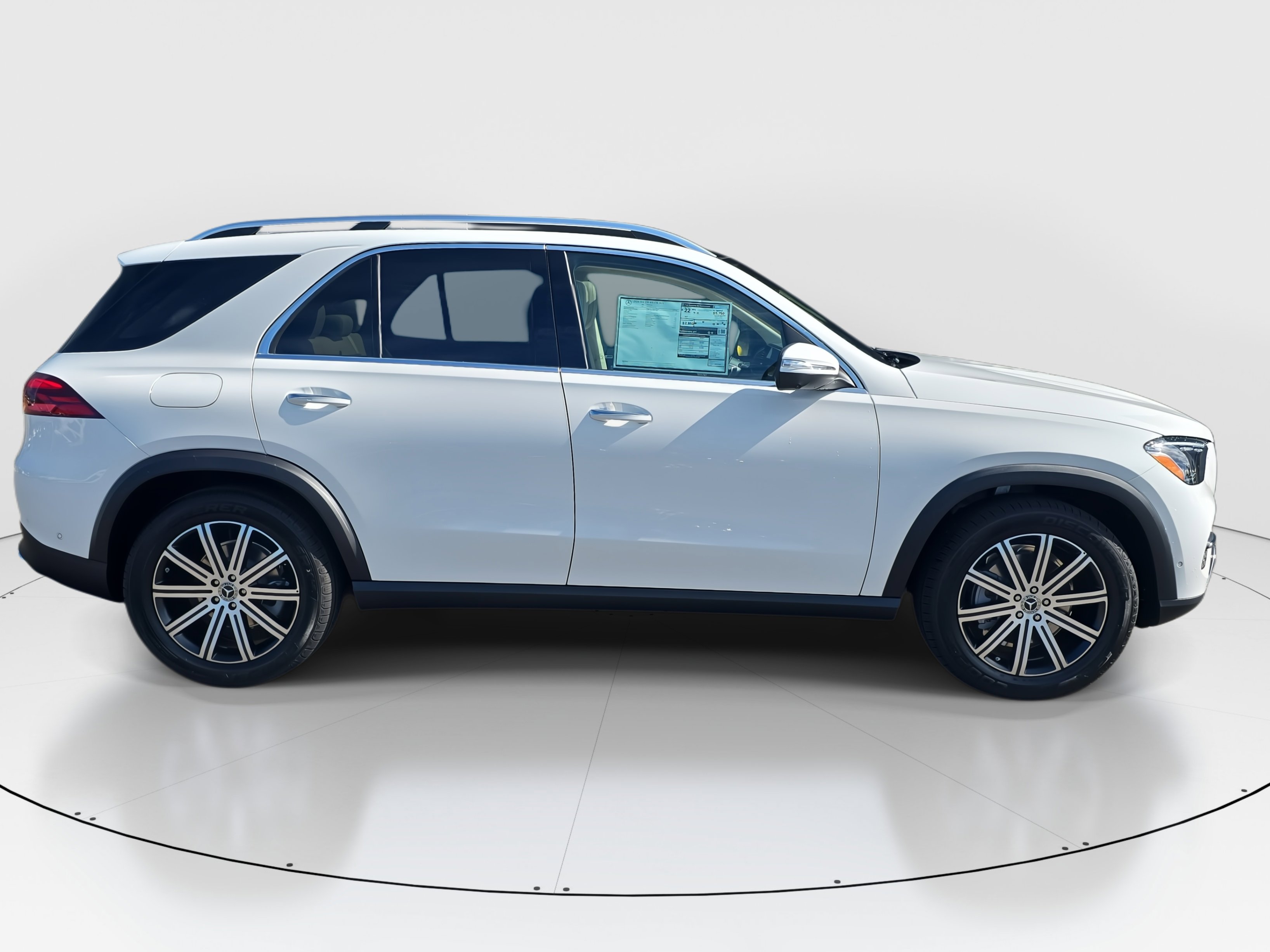 2026 Mercedes Benz GLE 350 4MATIC photo 2