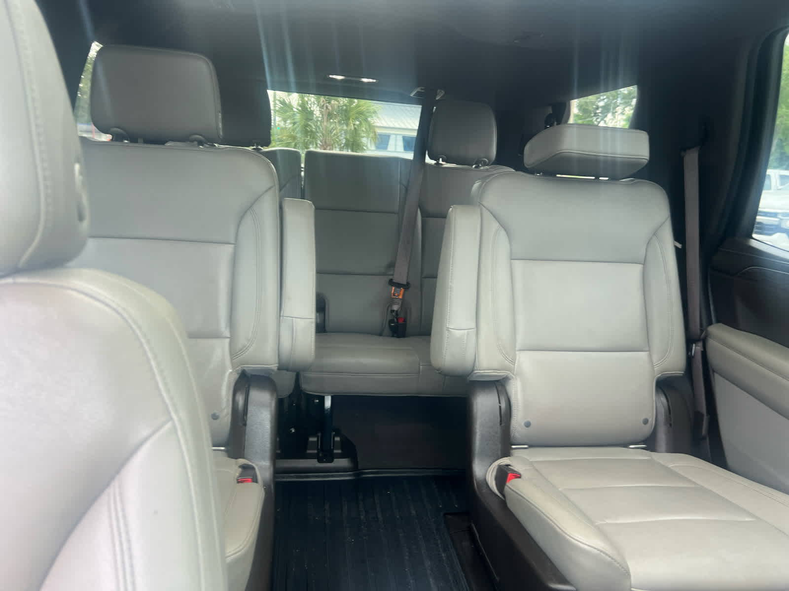 2022 Chevrolet Tahoe LT photo 27
