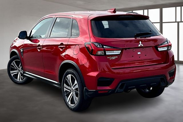 2025 Mitsubishi Outlander Sport ES photo 4